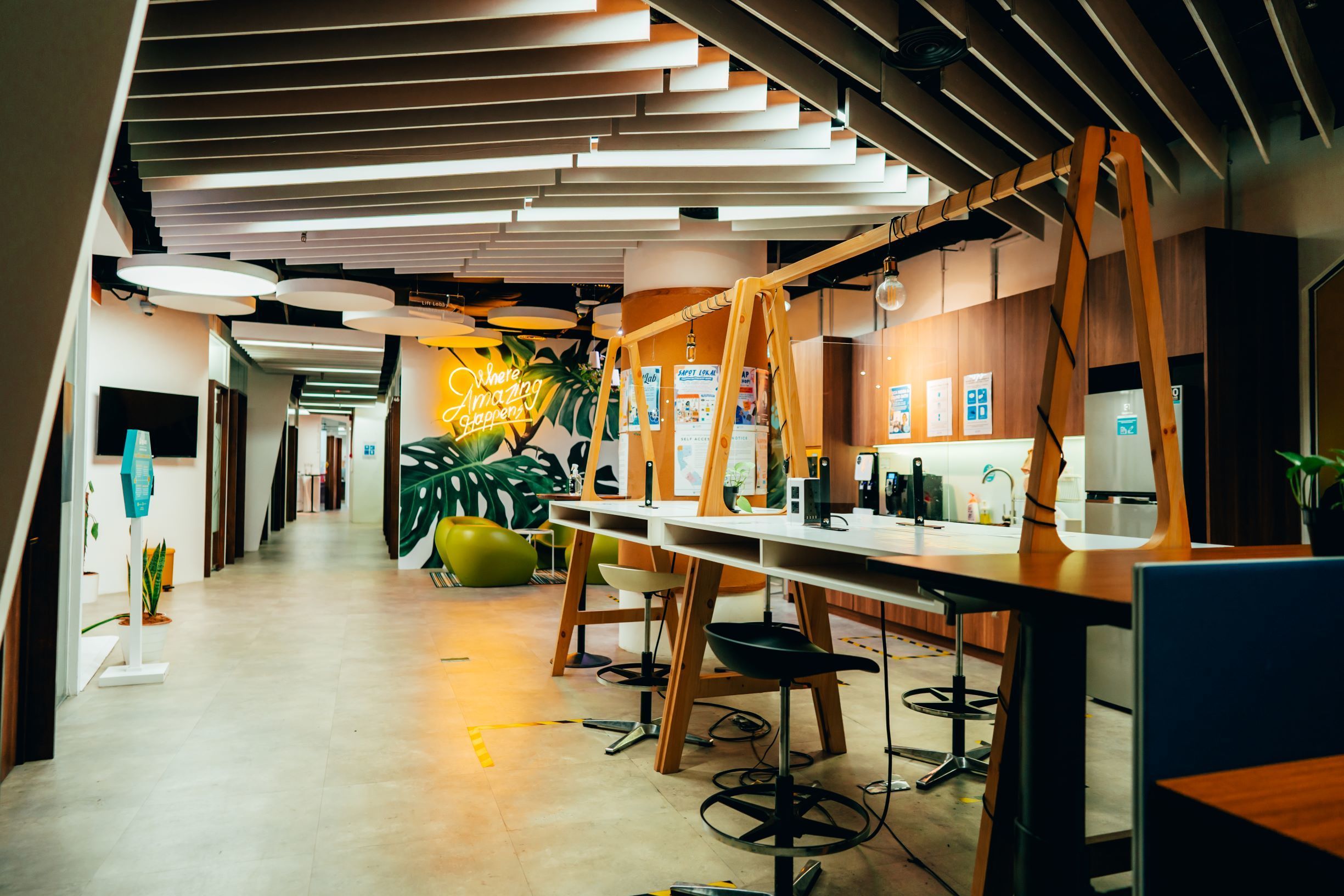 Meeting Room - Grind (8 Seats)