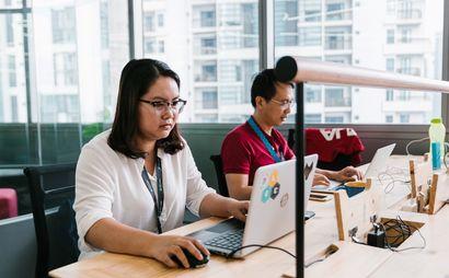 Flexi Desk (1 Pax) Flexi Desk (1 Pax)