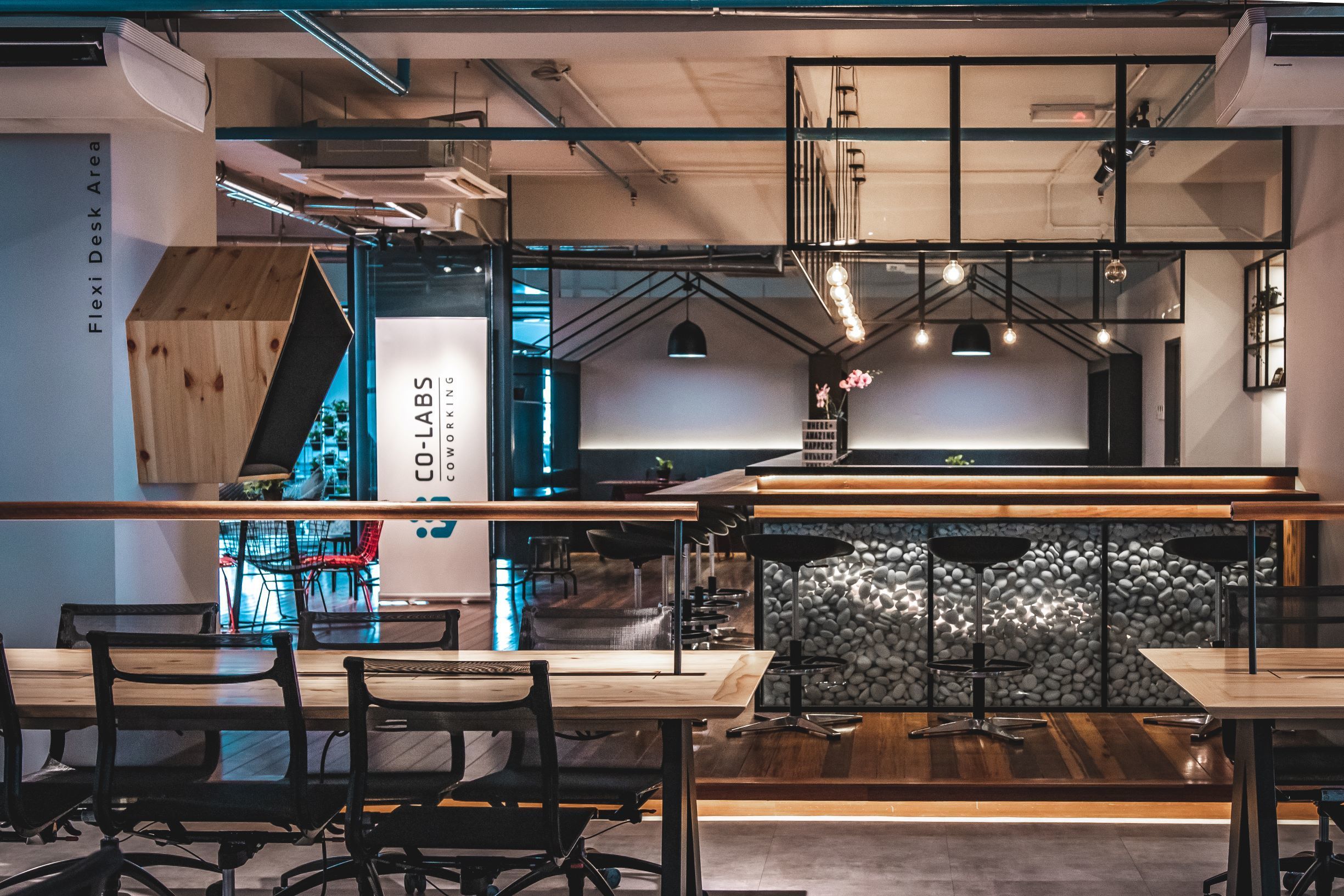 Flexi Desk (1 Pax) Flexi Desk (1 Pax)