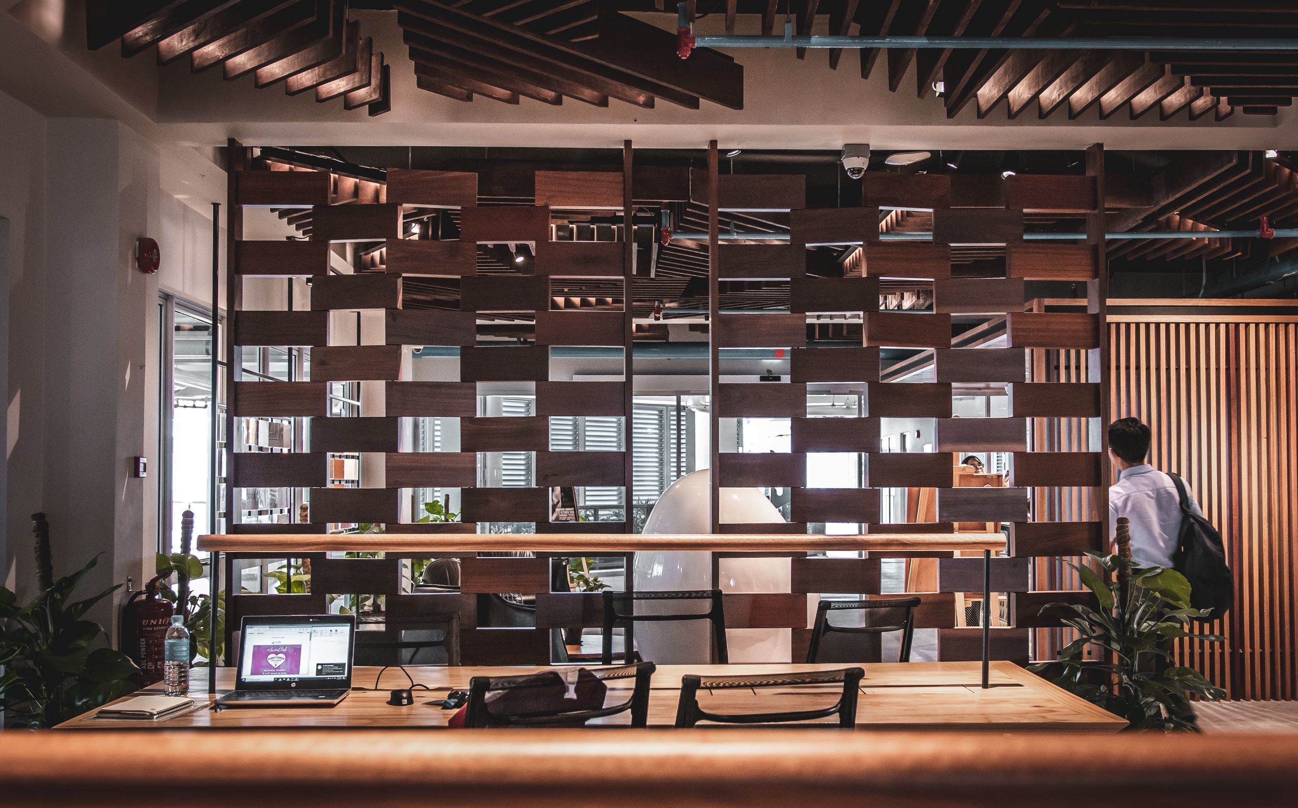 Flexi Desk (1 Pax) Flexi Desk (1 Pax)