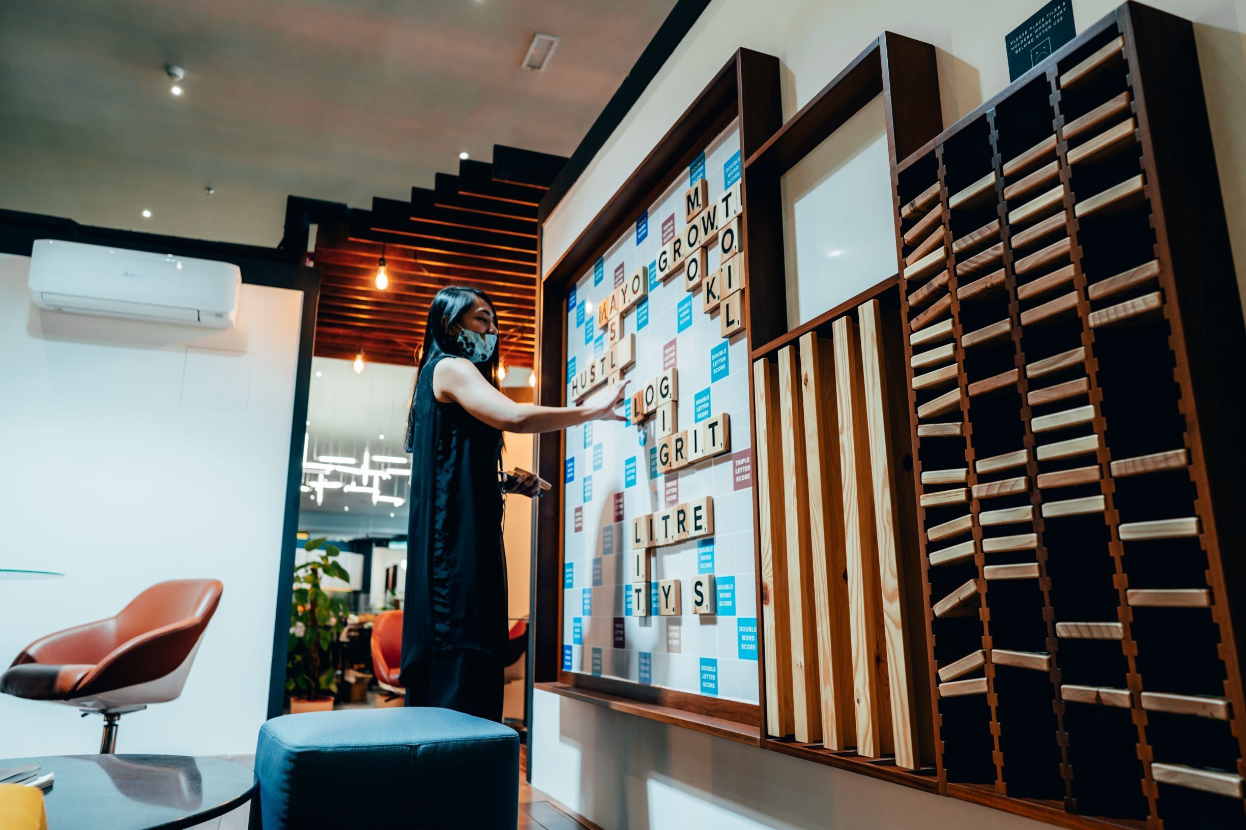 Meeting Room - Imagine (5 Seats)