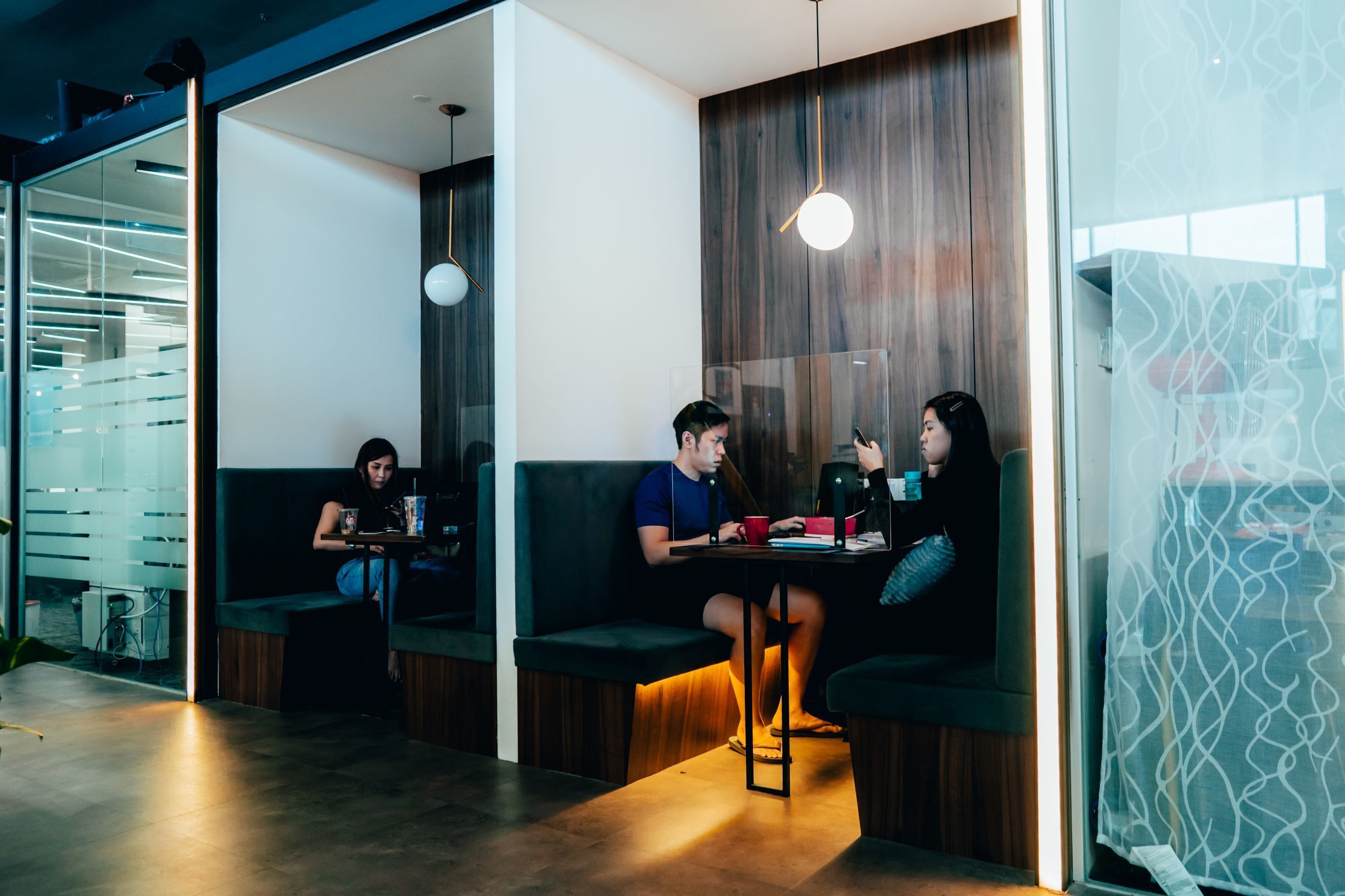 Meeting Room - Energy (10 Seats)