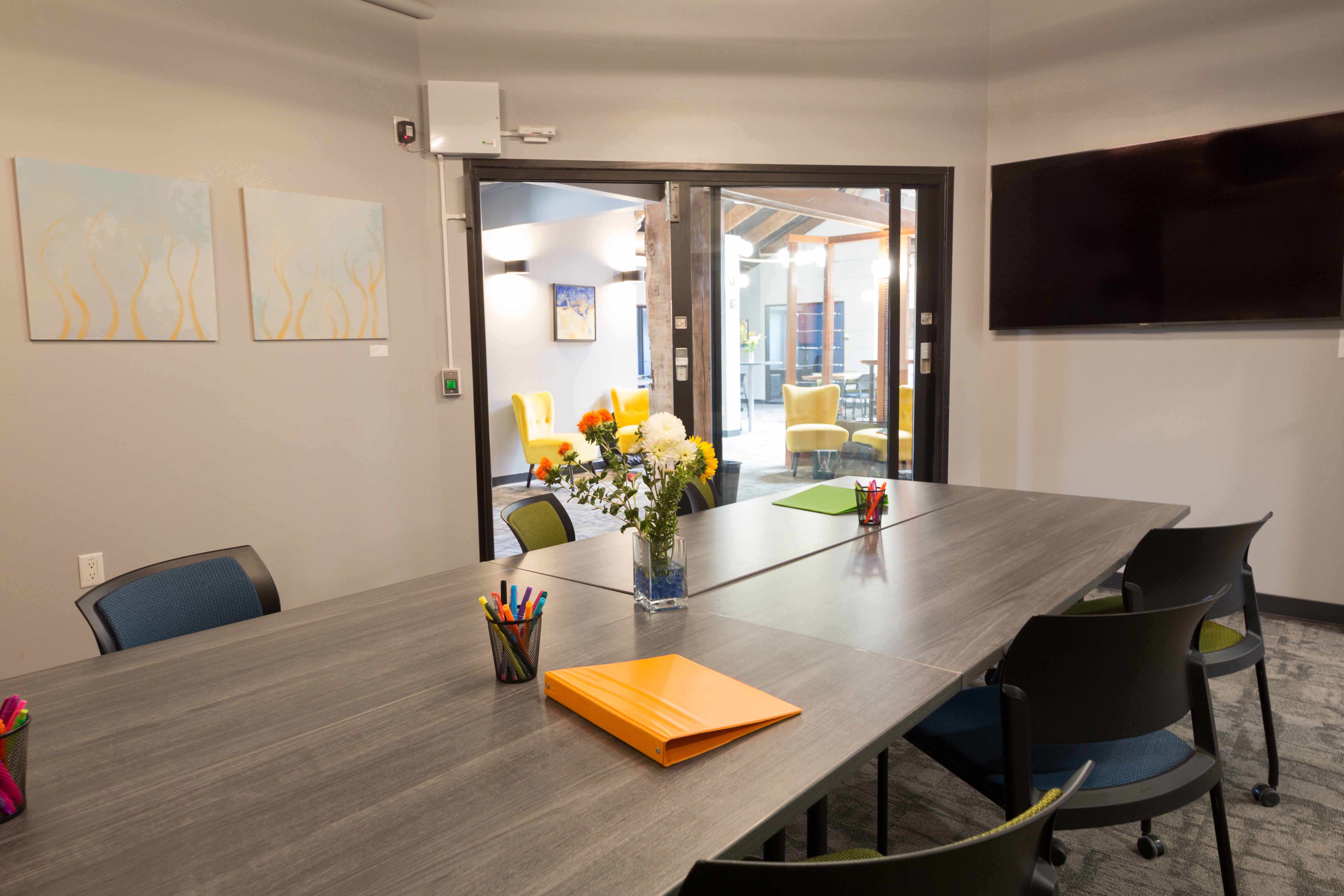 Conference Room, Large