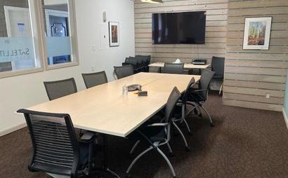 Large Conference Room Large Conference Room