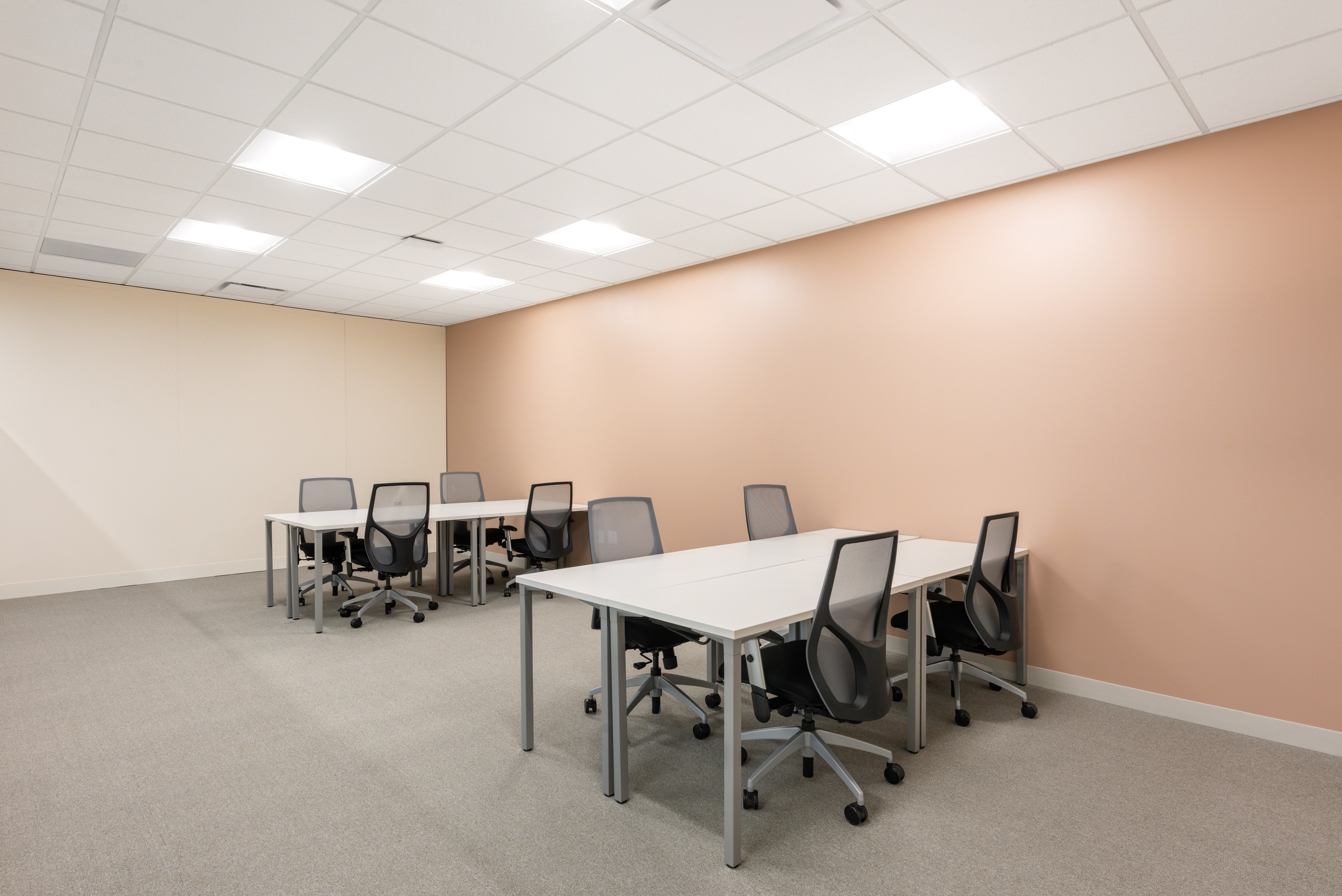 ¿WHY WOULDN’T YOU GET A WORKSPACE AT Spaces 111 Congress? ¿WHY WOULDN’T YOU GET A WORKSPACE AT Spaces 111 Congress?