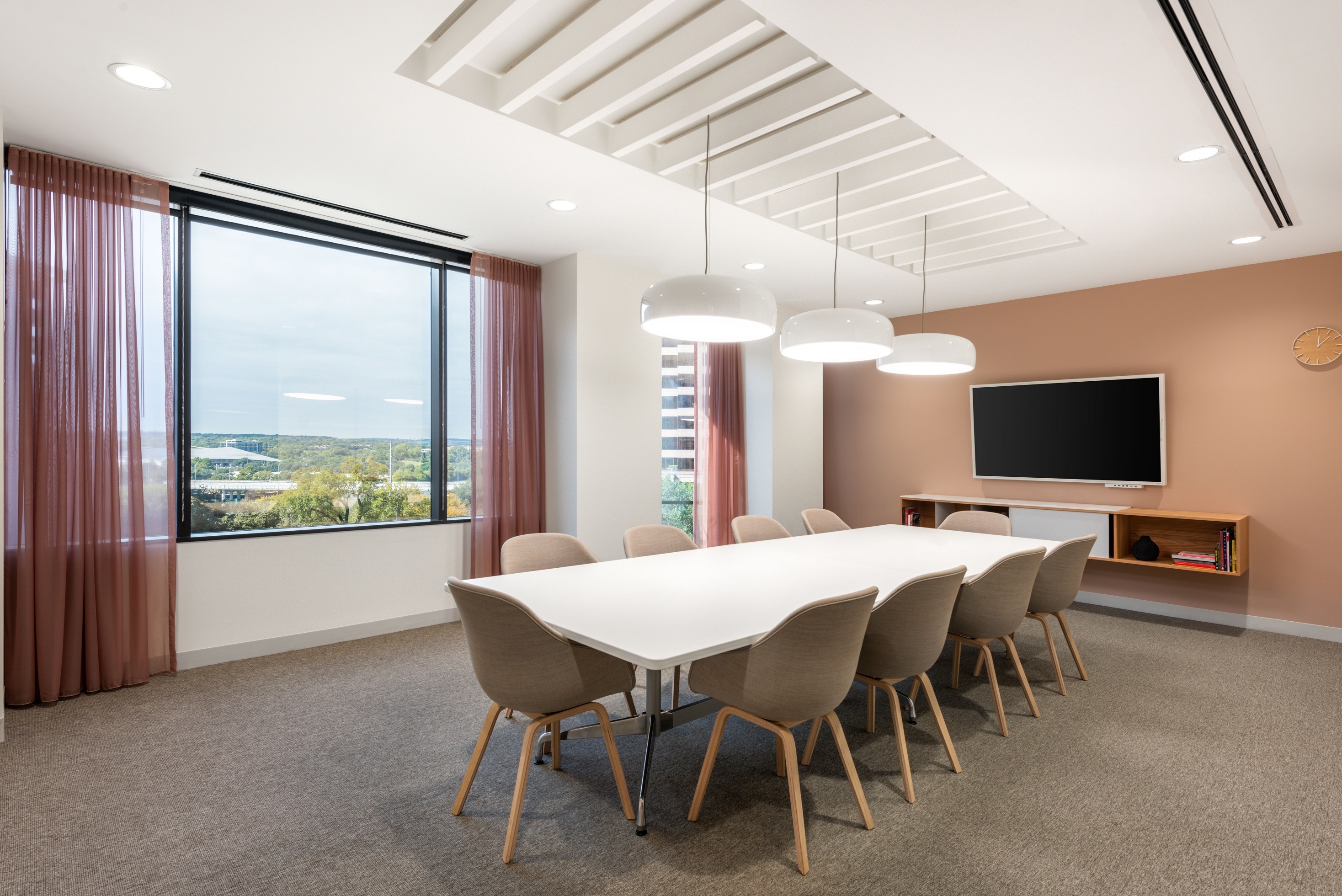 ¿WHY WOULDN’T YOU GET A WORKSPACE AT Spaces 111 Congress? ¿WHY WOULDN’T YOU GET A WORKSPACE AT Spaces 111 Congress?