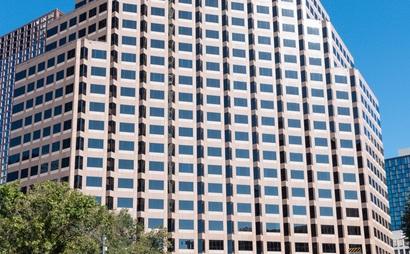 ¿WHY WOULDN’T YOU GET A WORKSPACE AT Spaces 111 Congress? ¿WHY WOULDN’T YOU GET A WORKSPACE AT Spaces 111 Congress?