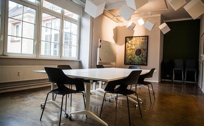 Designated desk spaces at UFER BERLIN