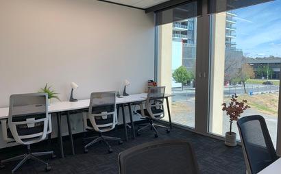 Window Office 131 Window Office 131