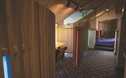 Meet-In-Pods Meet-In-Pods