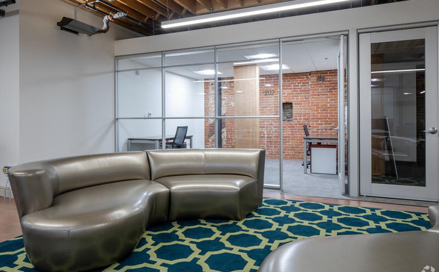 Small Meeting Space for 3 in Historic Building Small Meeting Space for 3 in Historic Building
