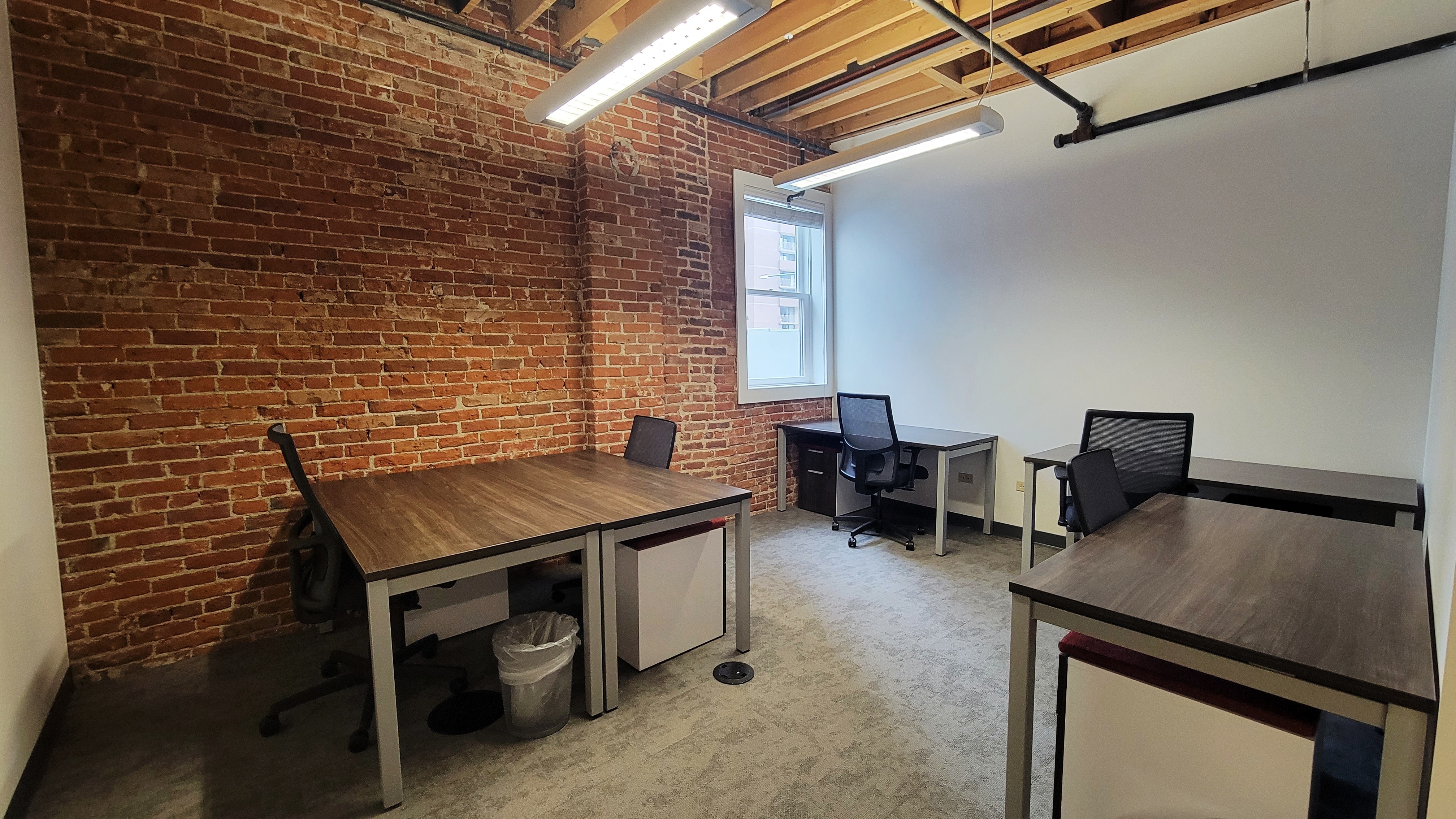 Meeting Space for Up To 7 People Meeting Space for Up To 7 People
