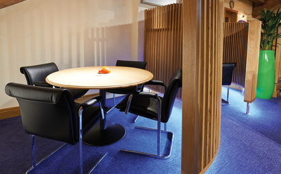 Meet-In-Pods Meet-In-Pods