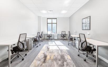 Beautifully designed open plan office space for 10 persons in Warehouse District Beautifully designed open plan office space for 10 persons in Warehouse District