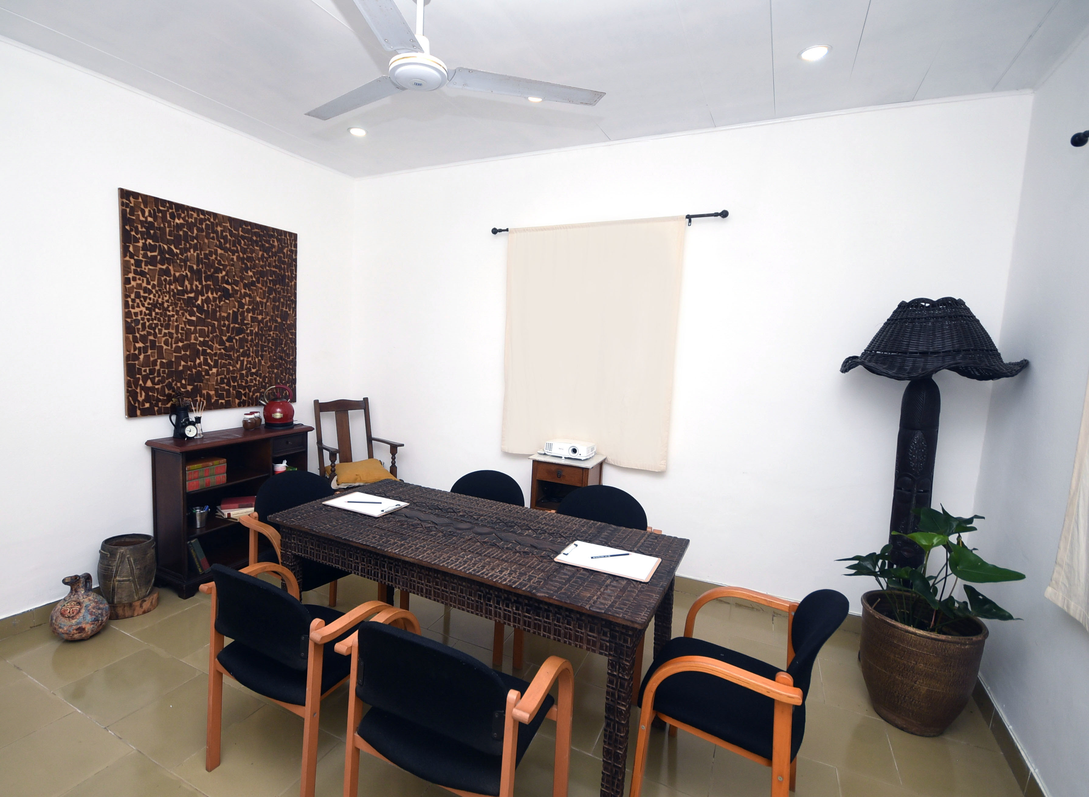 BaseCamp Meeting Room