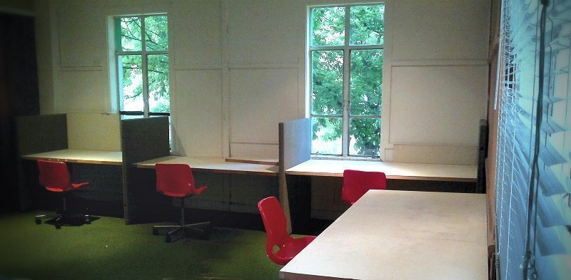 Loft area permanent and casual desks