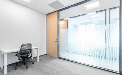 24/7 access to designer office space for 2 persons in Spaces Falls Tower