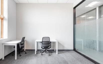 24/7 access to designer office space for 2 persons in Spaces Falls Tower
