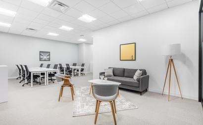 Beautifully designed open plan office space for 10 persons in Spaces Falls Tower Beautifully designed open plan office space for 10 persons in Spaces Falls Tower