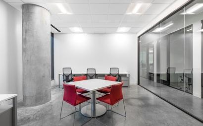 Beautifully designed open plan office space for 10 persons in Spaces Falls Tower