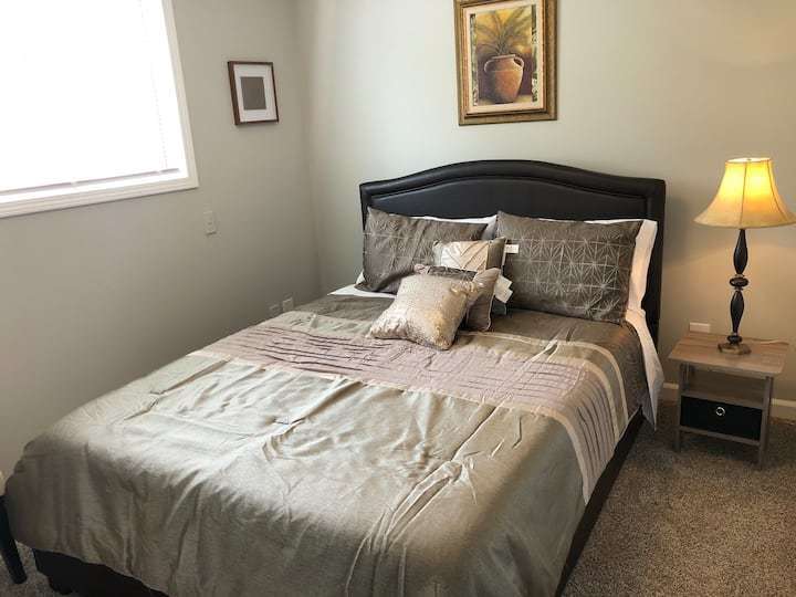 Spacious, comfy & Peaceful