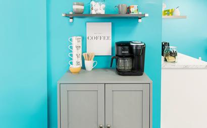 The Village Hive Eglinton (Yonge + Eglinton) The Village Hive Eglinton (Yonge + Eglinton)