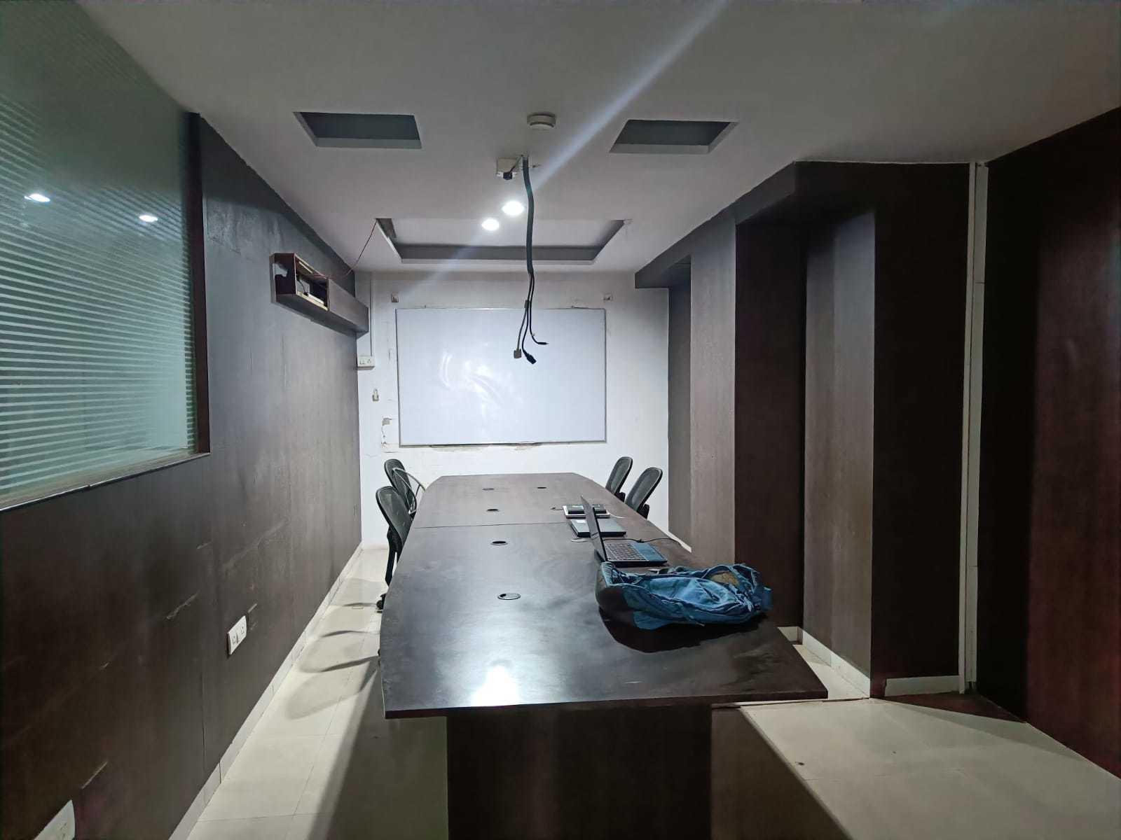 workspaces , seat , desk for rent Desks Near Me