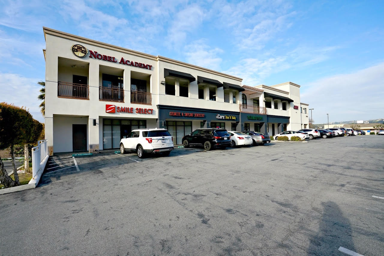 Commercial Office Spaces 