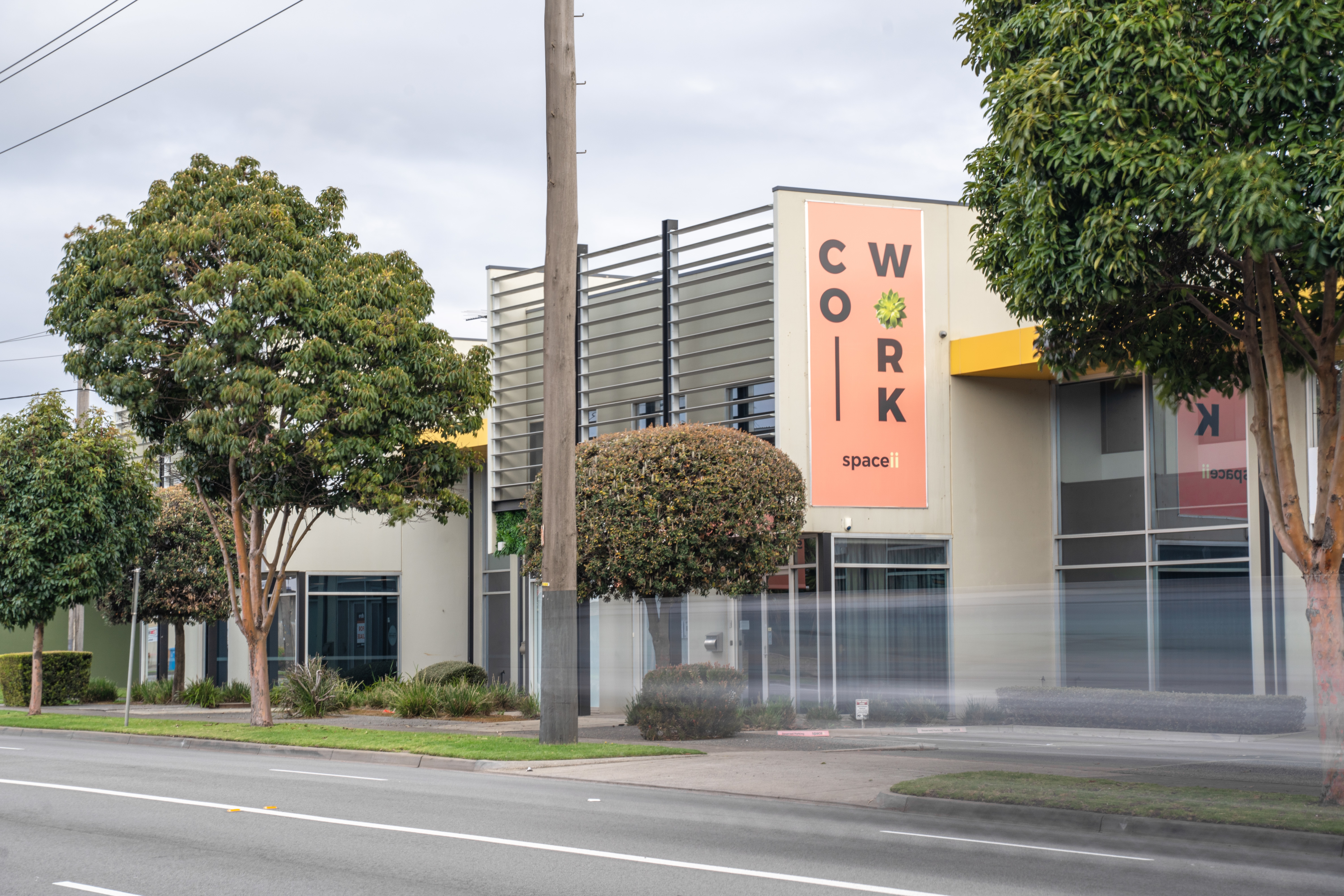 Coworking Desks in Bayside