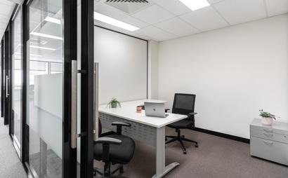 Private Office in Bayside Private Office in Bayside