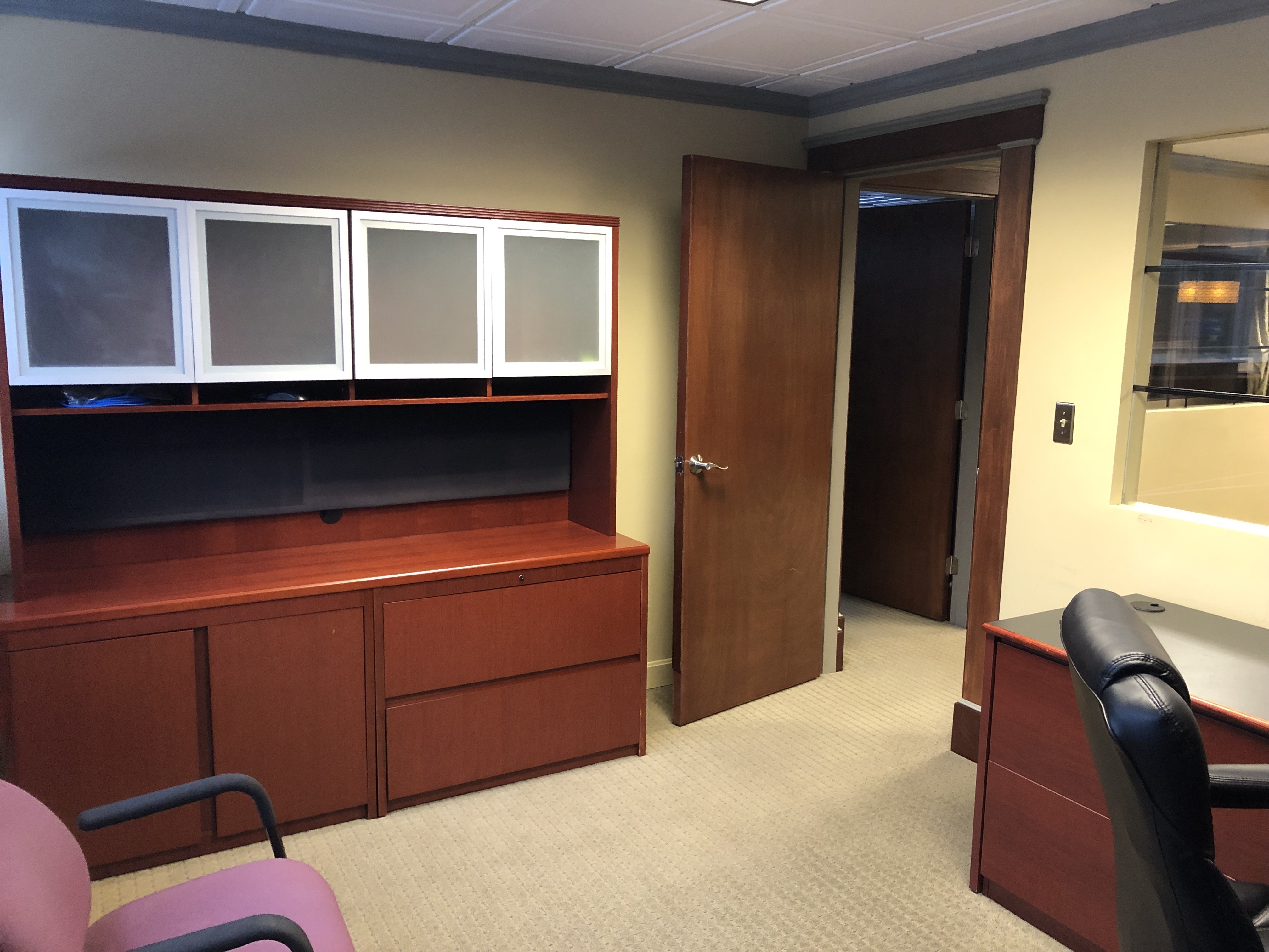 Furnished Private Office(s) in Shared Suite