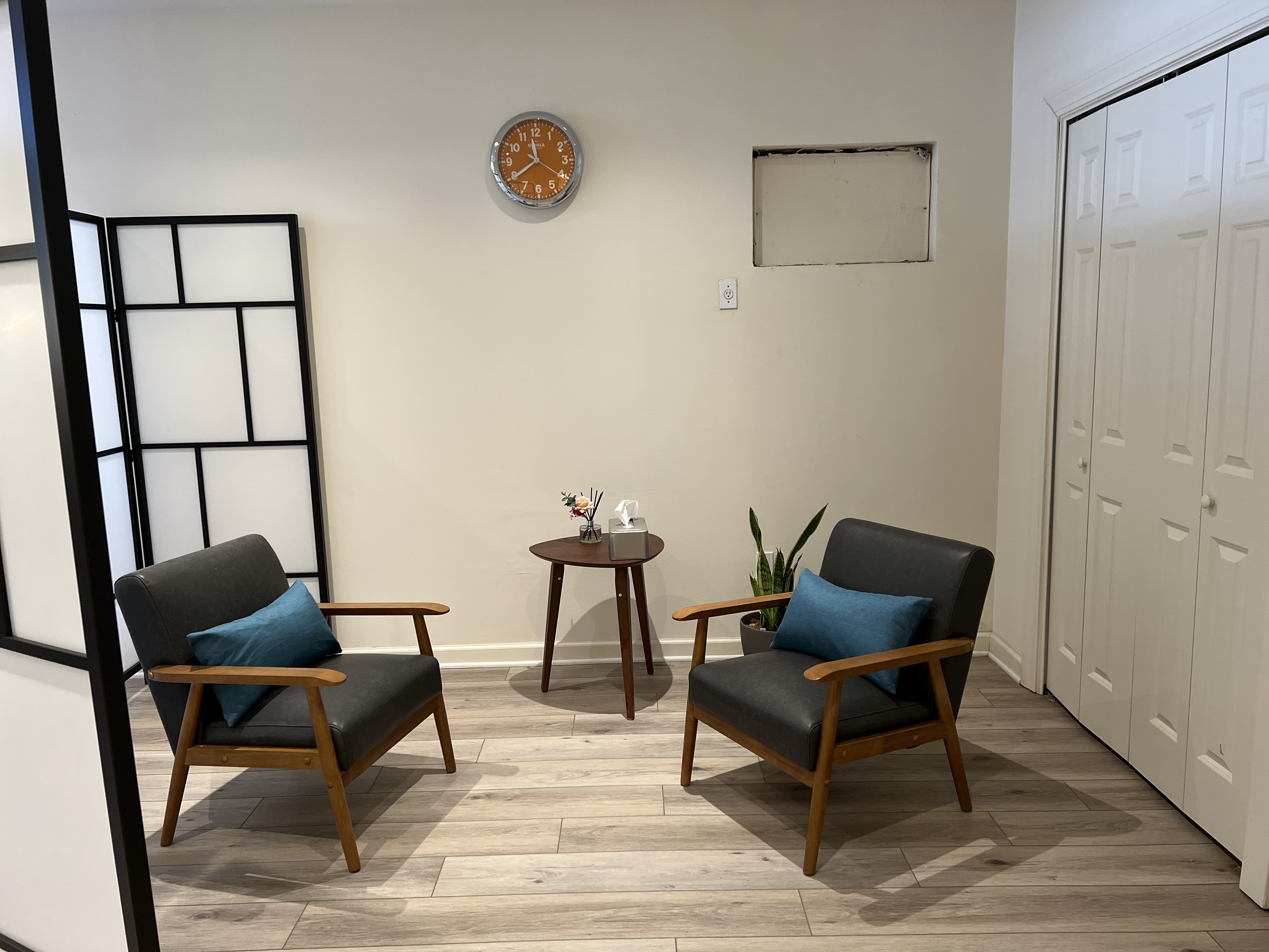 Woodrose Counseling Office Space 