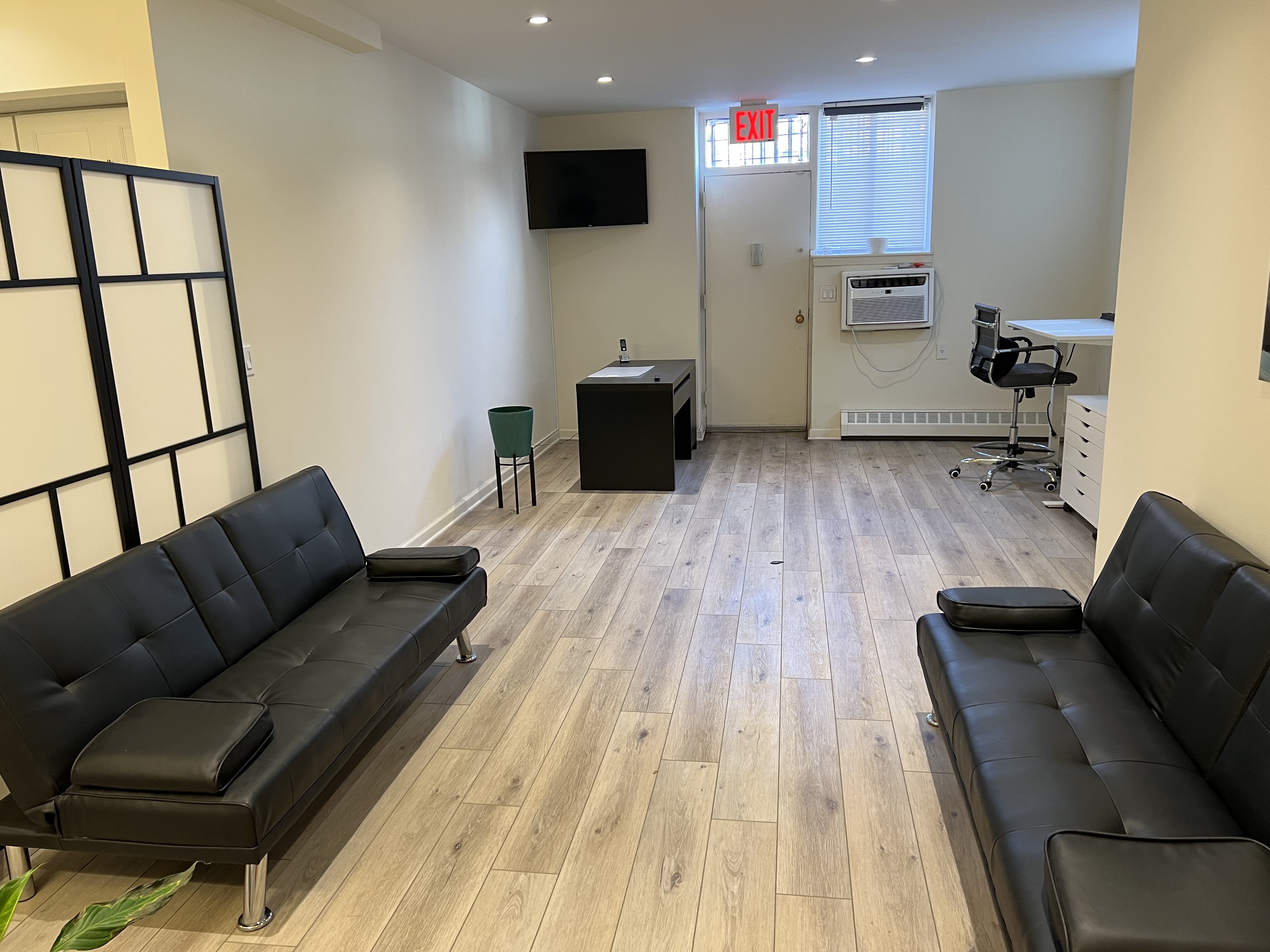 Woodrose Counseling Office Space 