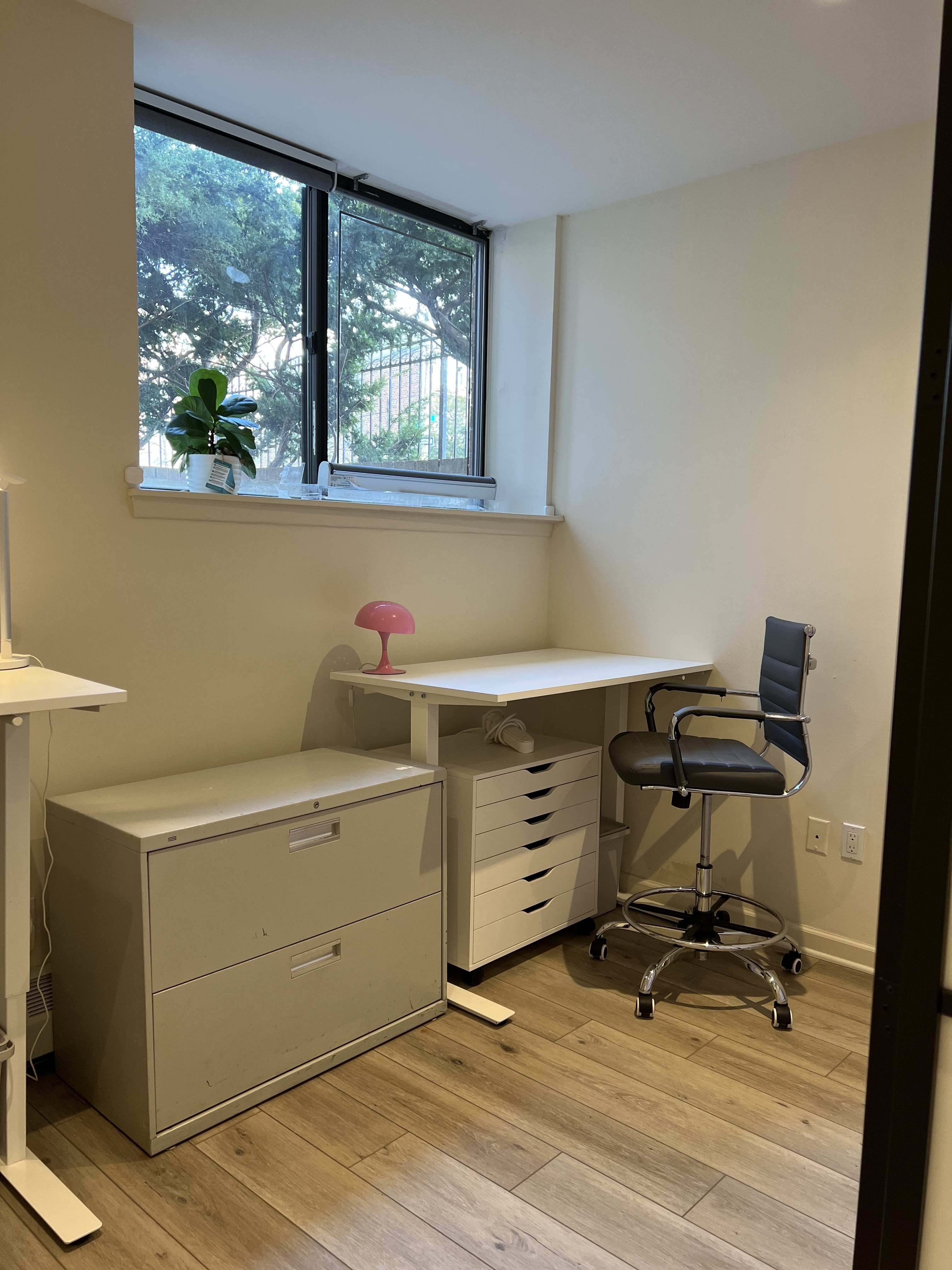 Woodrose Counseling Office Space 