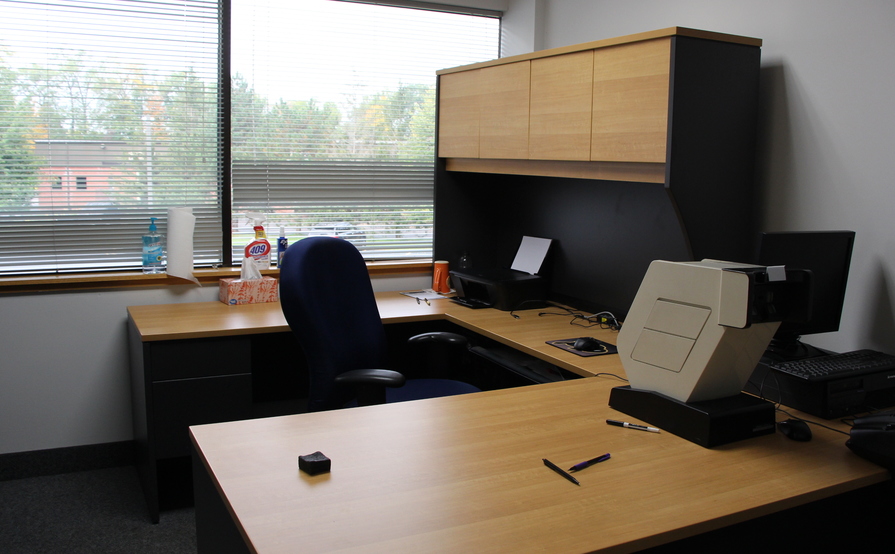 SPOT cowork - Victor (Private Office)