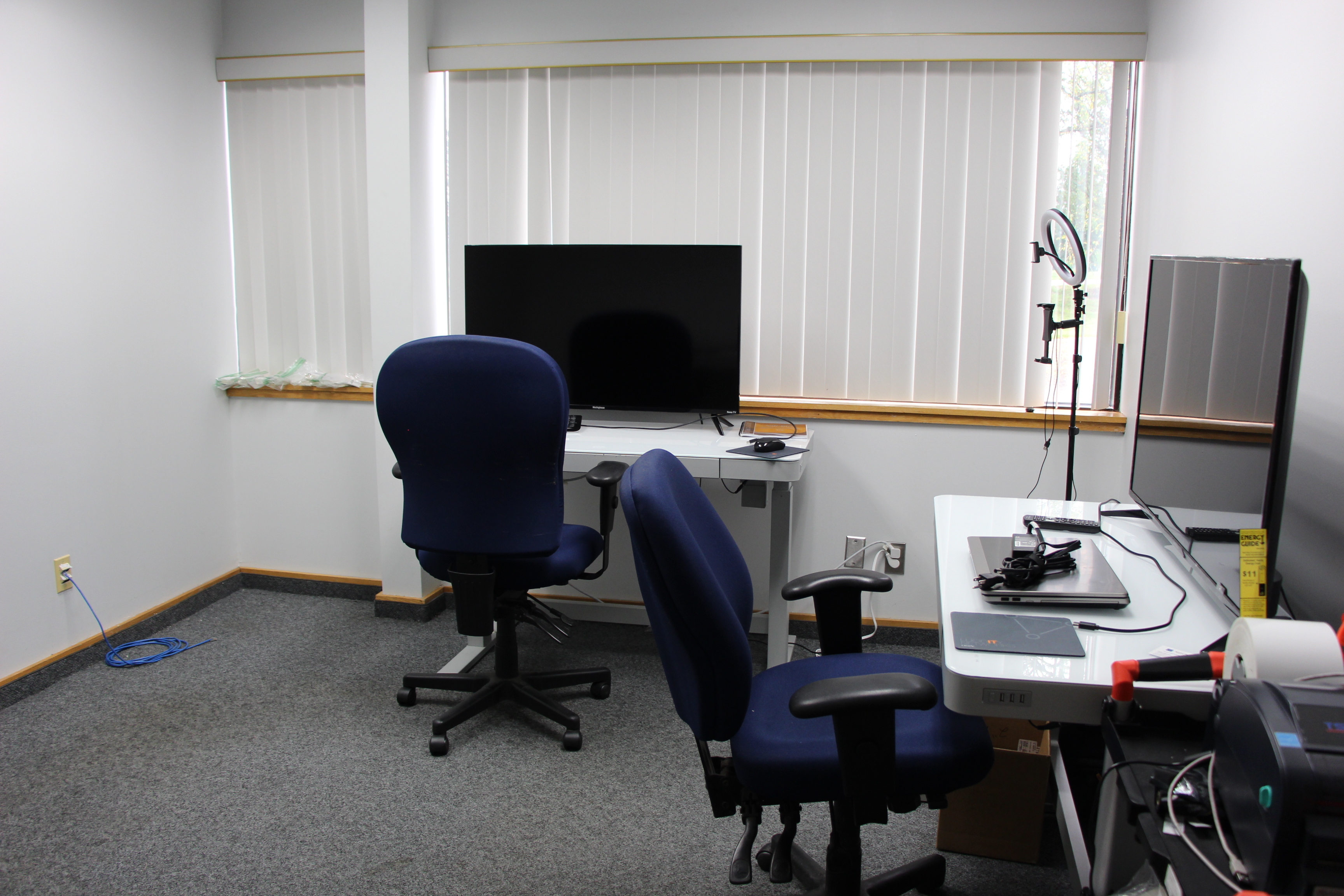 SPOT cowork - Victor (Private Office)