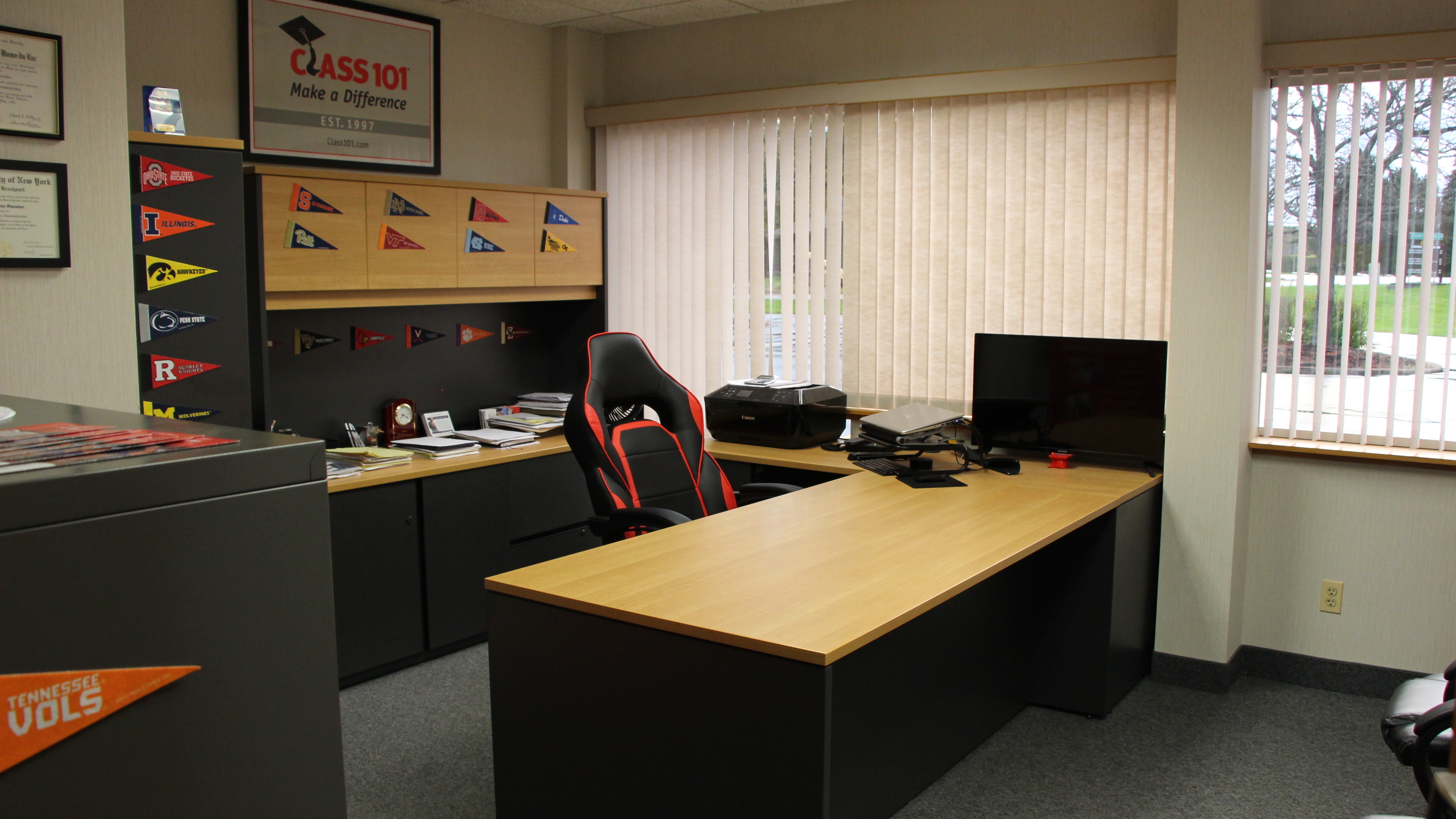 SPOT cowork - Victor (Private Office)