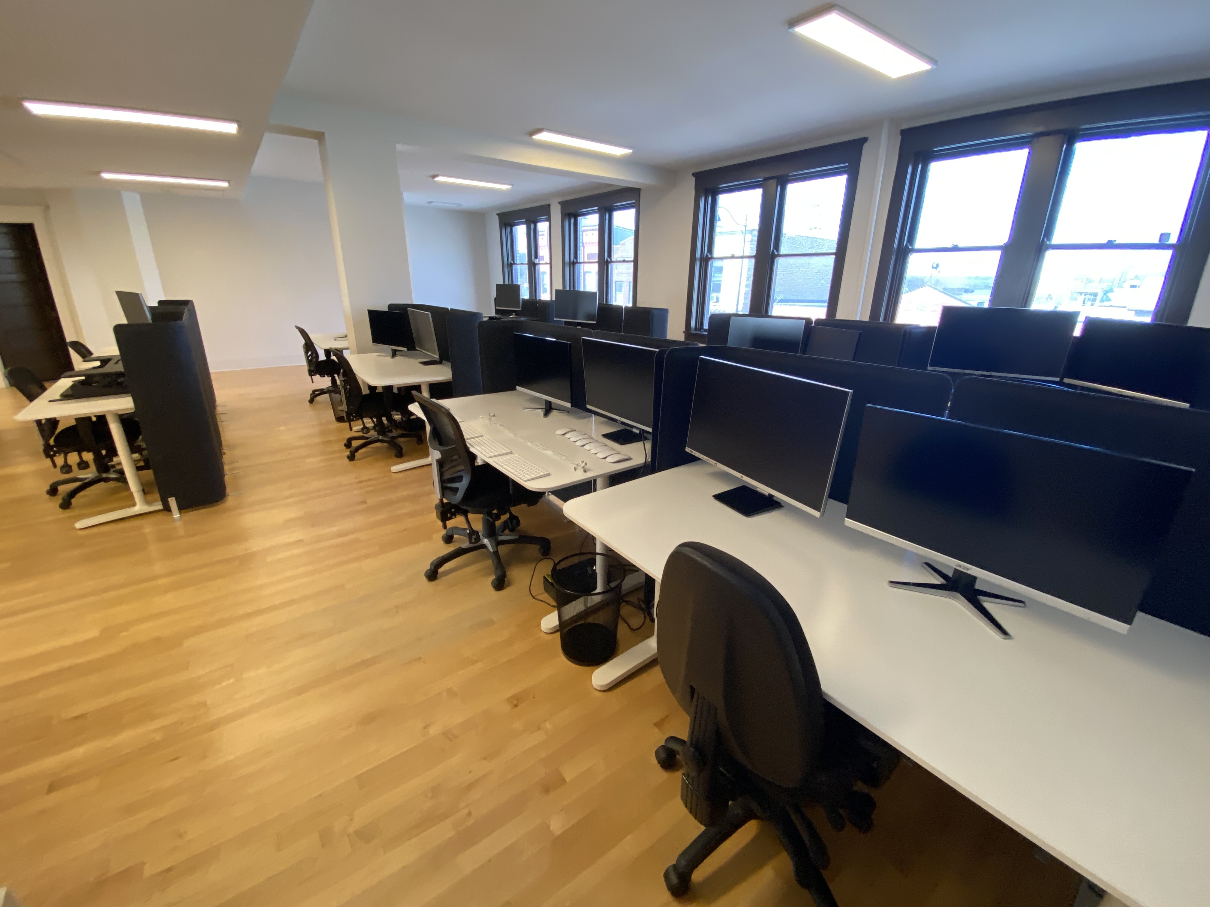 14E Coworking Shared Office Space - Batavia 14E Coworking Shared Office Space - Batavia