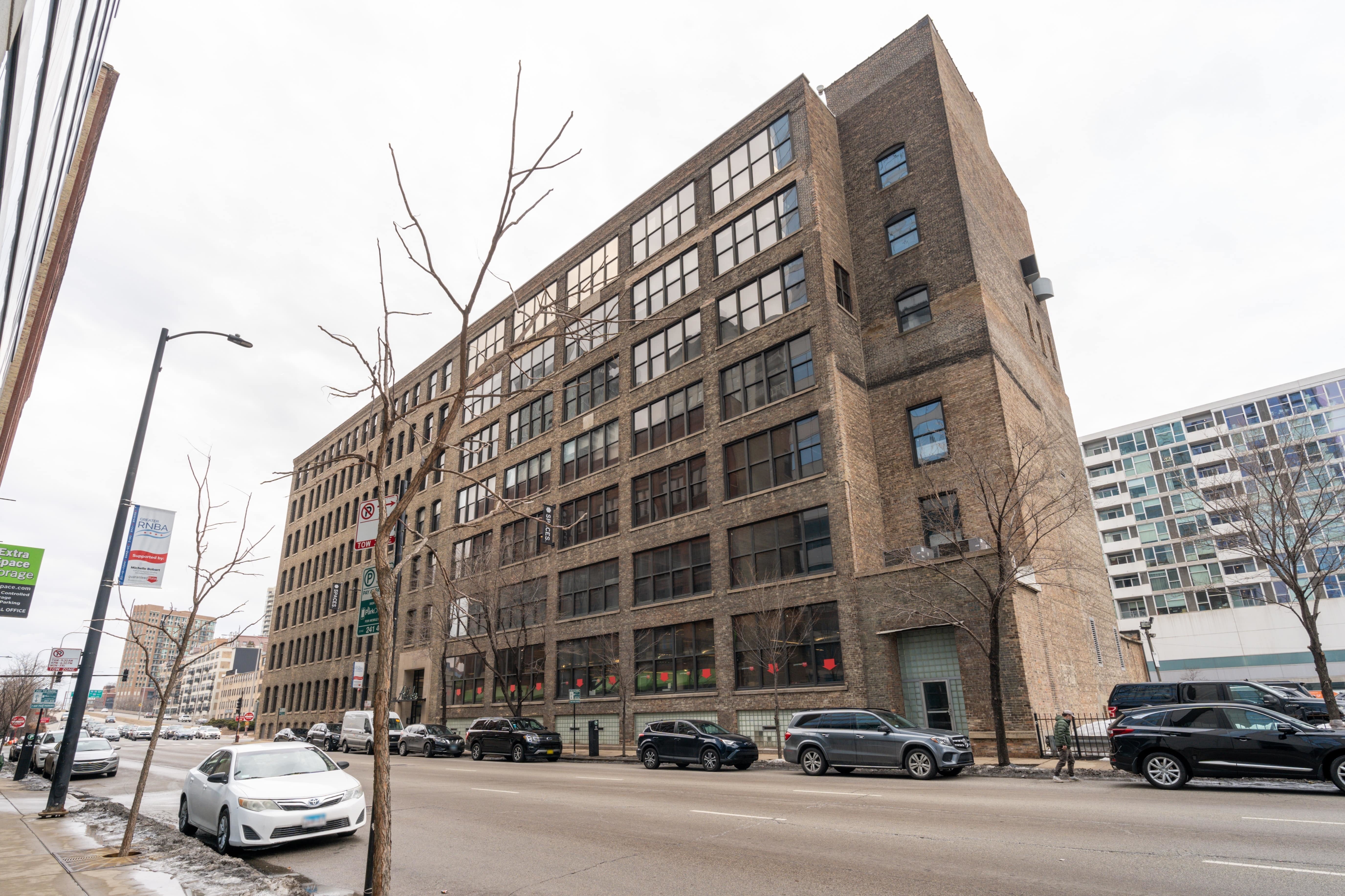 24/7 access to open plan office space for 15 persons in Spaces West Ohio Street 24/7 access to open plan office space for 15 persons in Spaces West Ohio Street