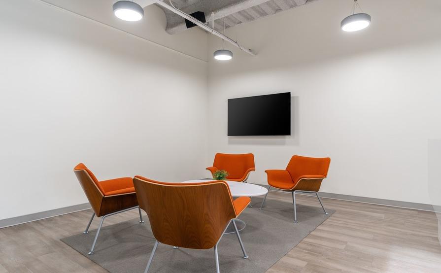 Join a thriving business community in Spaces Commerce Square Join a thriving business community in Spaces Commerce Square