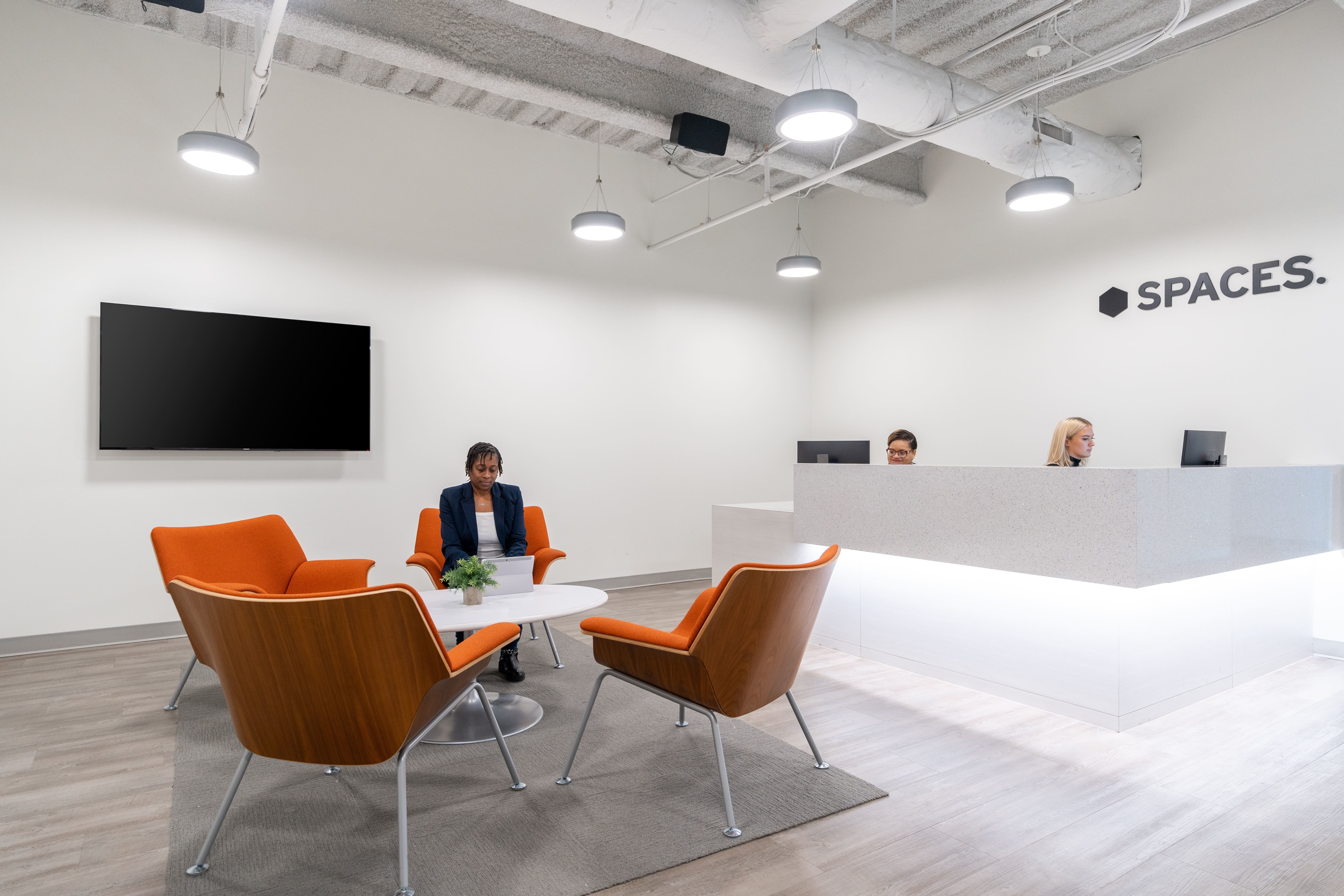 Choose the business services you need with a virtual office plan Choose the business services you need with a virtual office plan