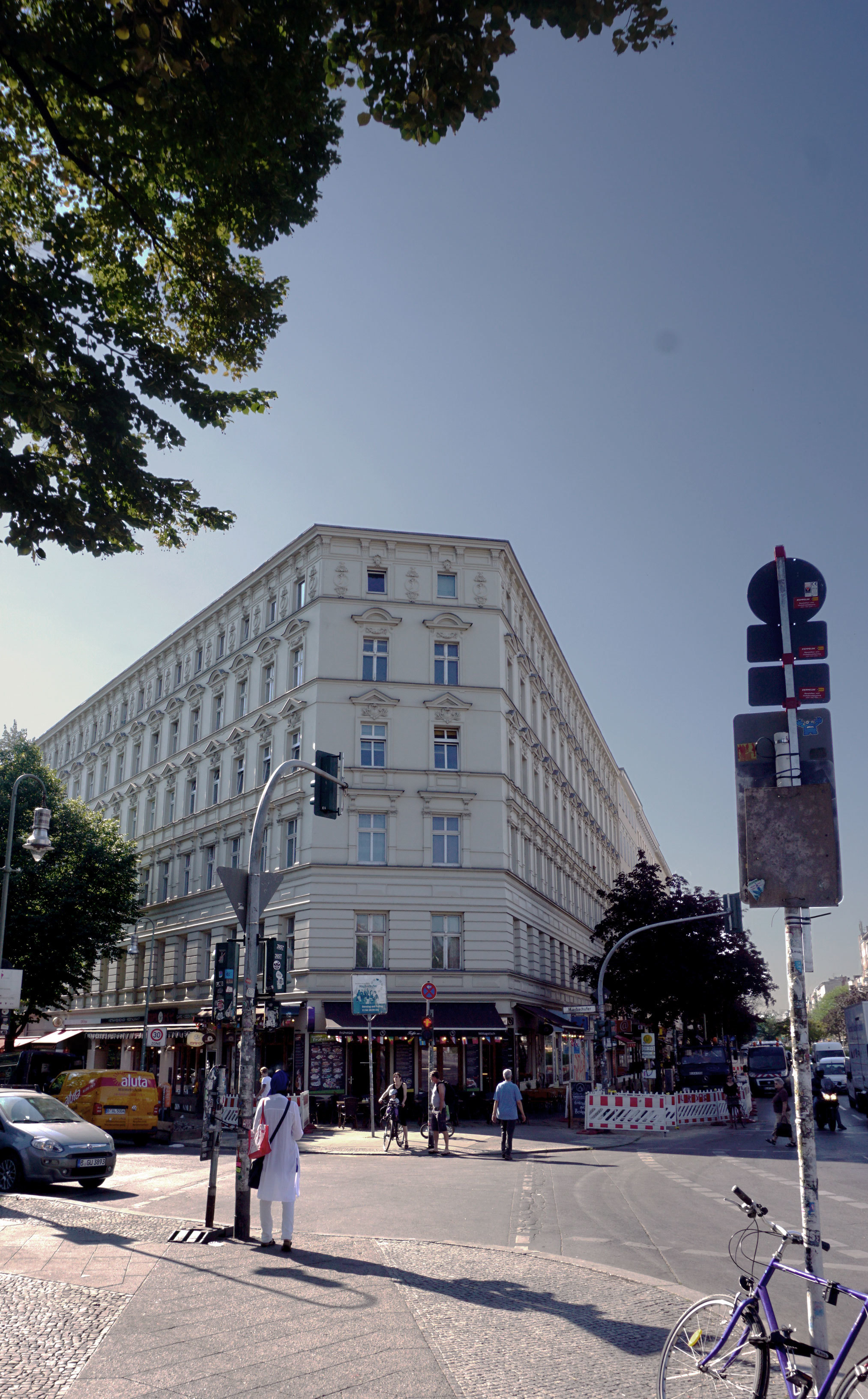 Team office for 9-12 people