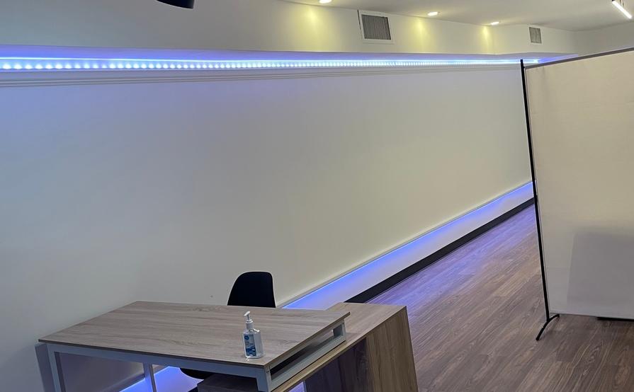 Desk for rent Desk for rent