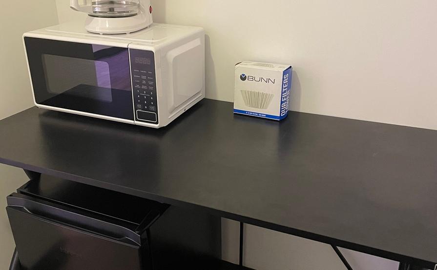 Desk for rent Desk for rent