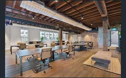 8-12 desks in Darlinghurst 8-12 desks in Darlinghurst