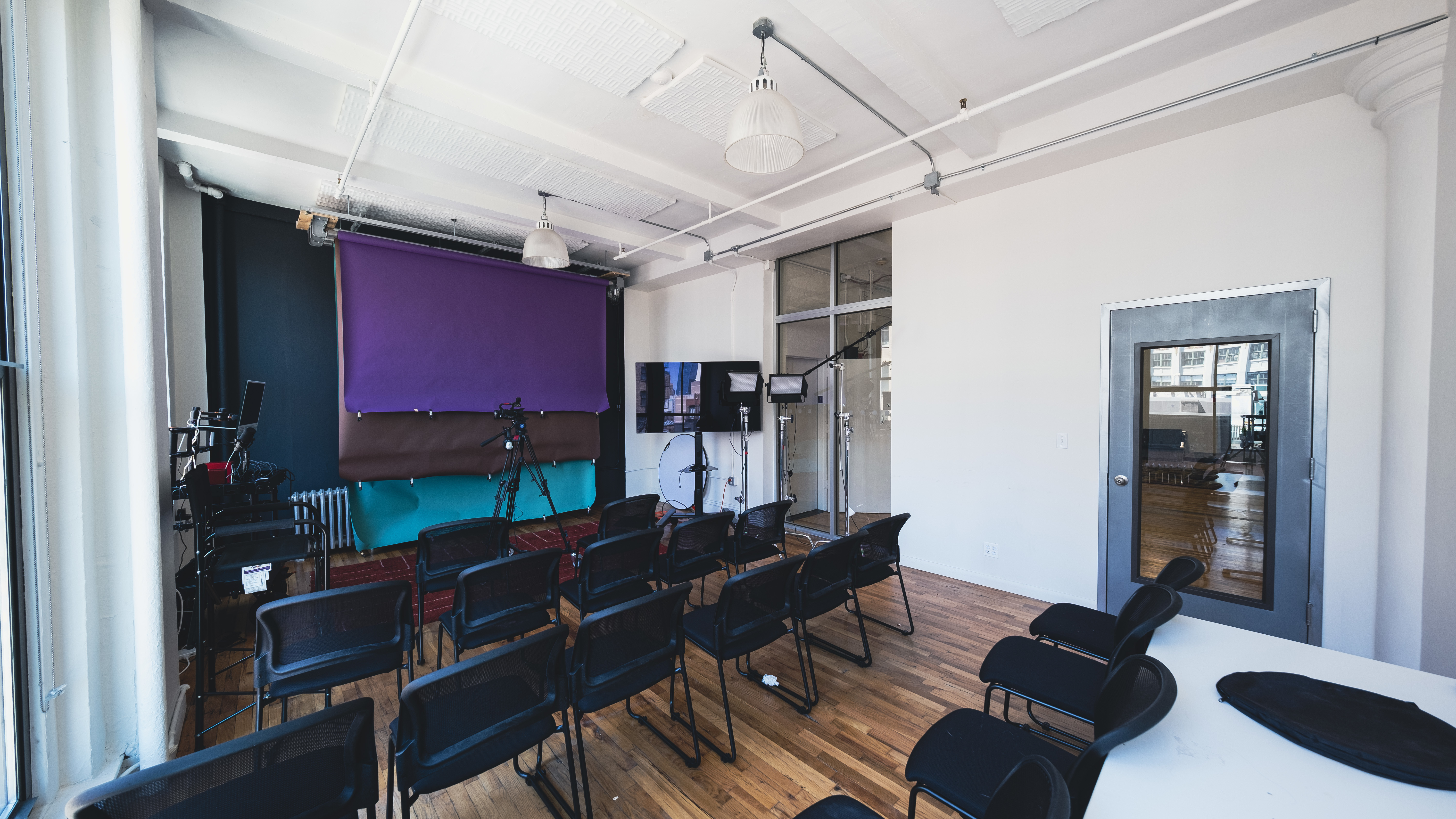  Professional Studio Space in Chelsea