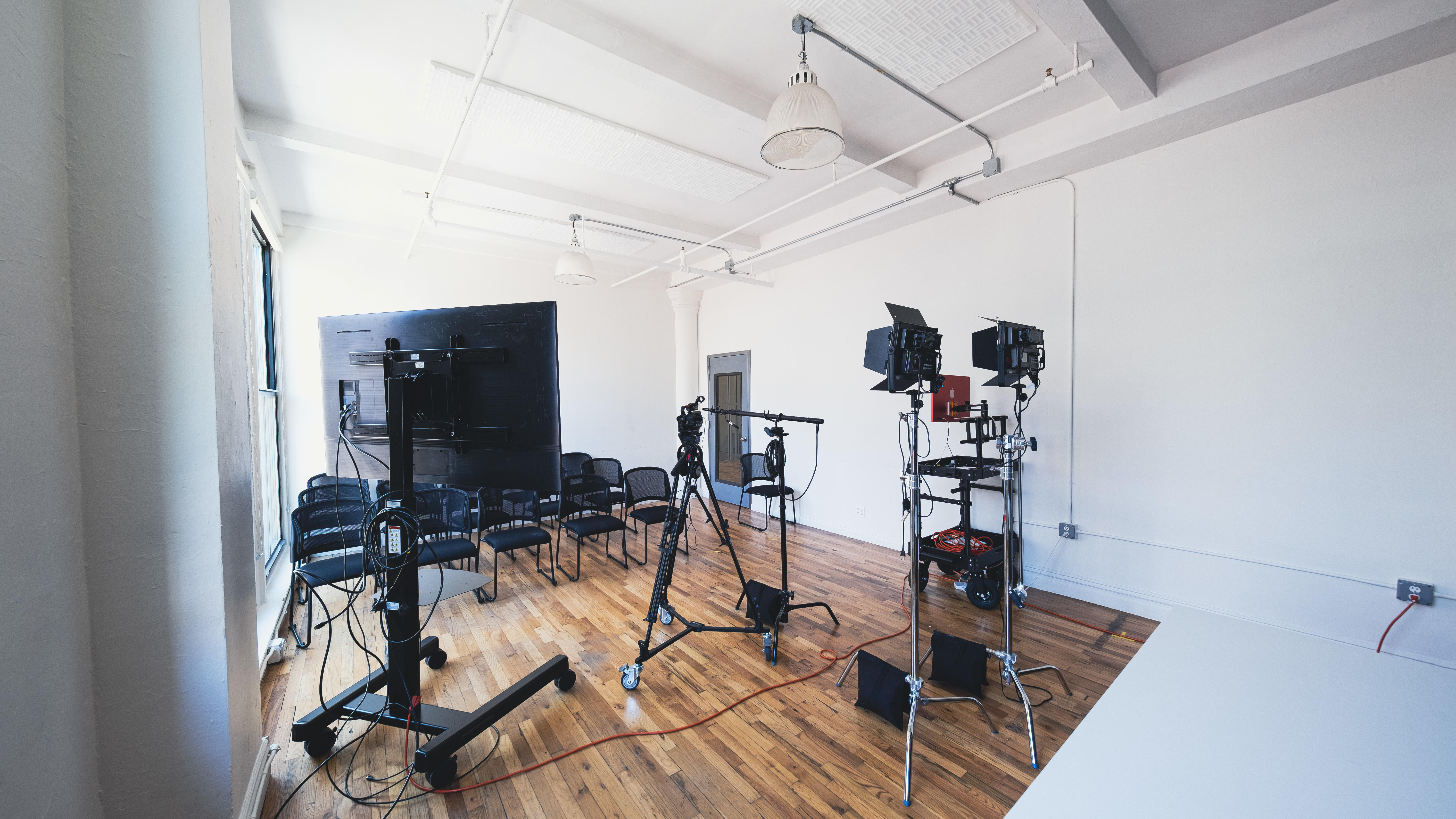 Professional Studio & Meeting Space in Chelsea