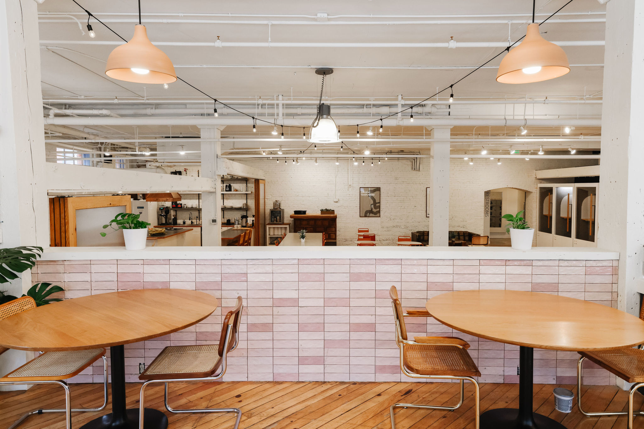 Communal Desk Coworking at The Pioneer Collective Communal Desk Coworking at The Pioneer Collective