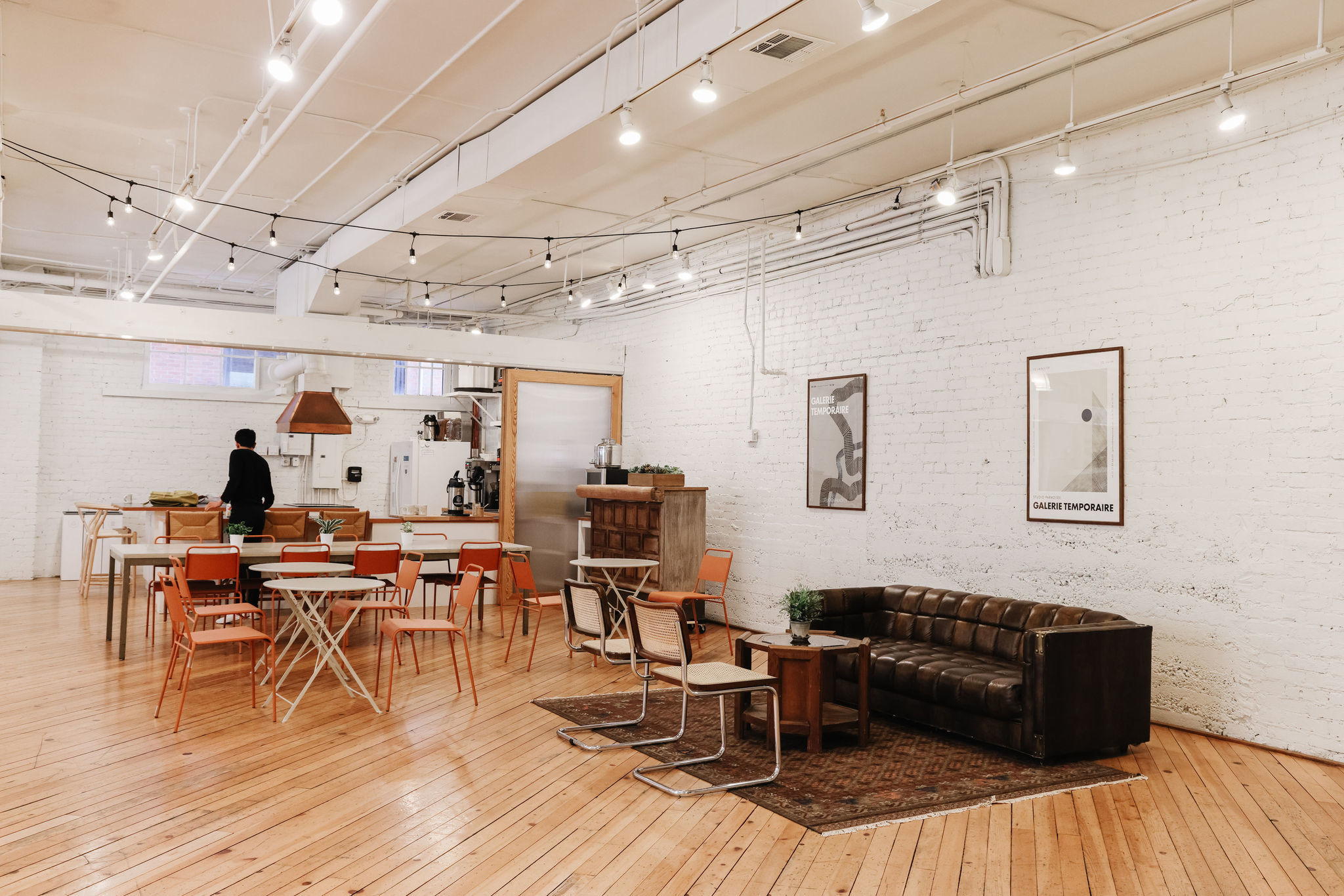 Communal Desk Coworking at The Pioneer Collective Communal Desk Coworking at The Pioneer Collective