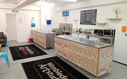 Desk Space to Rent in Shared Creative Studio Desk Space to Rent in Shared Creative Studio